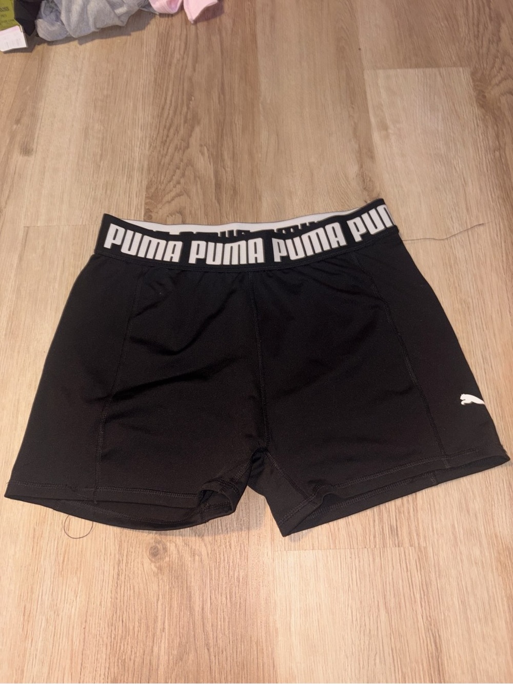 PUMA Black Women's Logo Elastic Waist Bike Shorts
